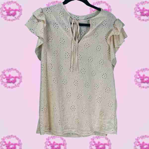 ePretty Eyelet Top