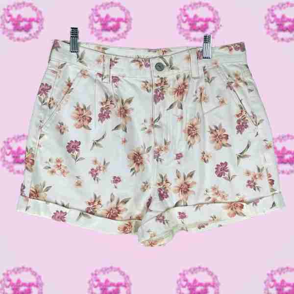 American Eagle Floral Shorts
