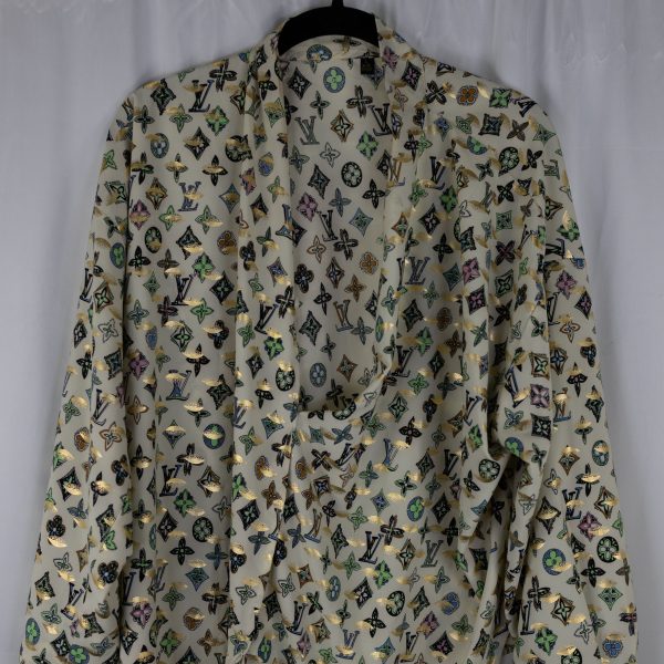LV Womens Large Long Sleeve - Image 3